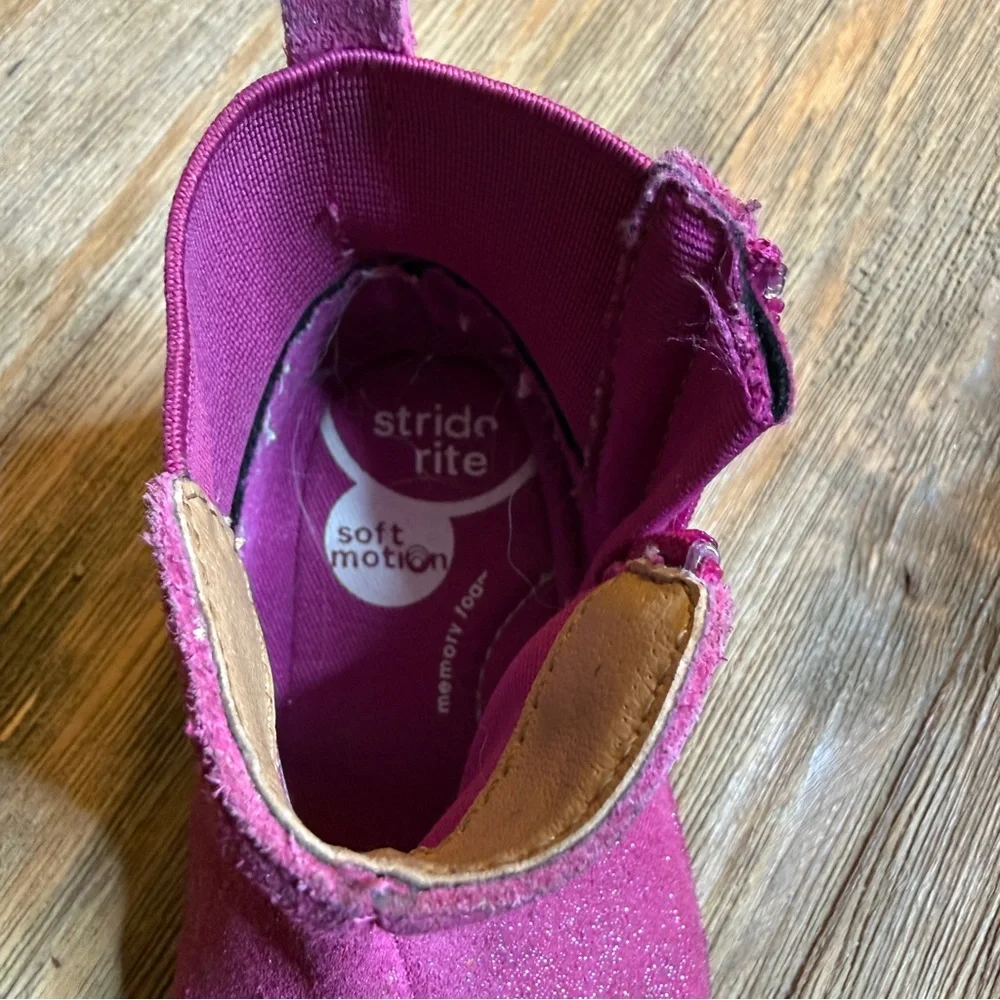 Stride Rite Soft Motion Agnes Heart Glittery Pink Boots Size 5M